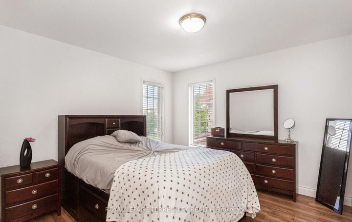 Photo 31 at 4762 Allegheny Road, Hurontario, Mississauga