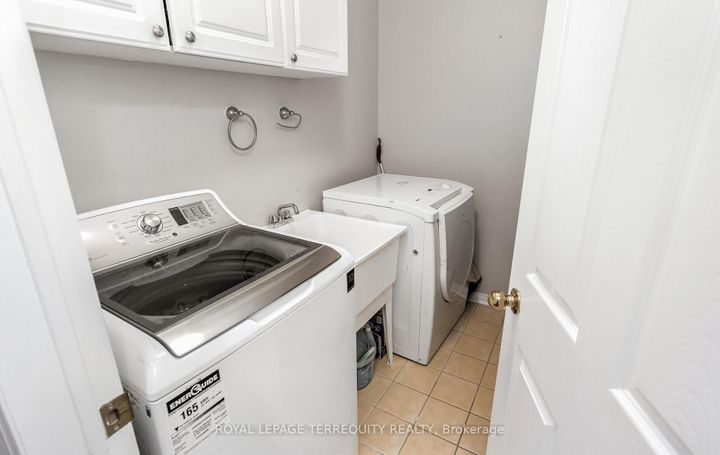 Photo 37 at 4762 Allegheny Road, Hurontario, Mississauga