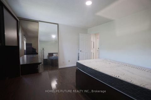 Photo 9 at 5 - 34 Dundalk Drive, Dorset Park, Toronto
