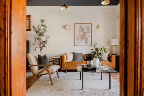 Photo 4 at 120 Lee Avenue, The Beaches, Toronto