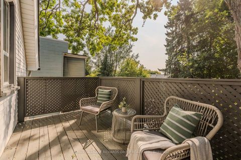 Photo 12 at 120 Lee Avenue, The Beaches, Toronto