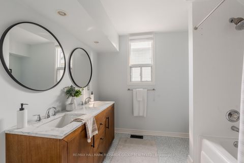Photo 16 at 120 Lee Avenue, The Beaches, Toronto