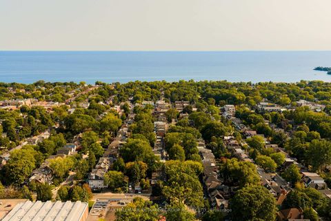 Photo 23 at 120 Lee Avenue, The Beaches, Toronto