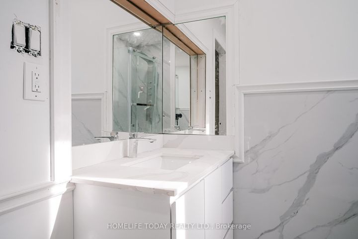 Photo 32 at 122 Valdor Drive, Agincourt North, Toronto