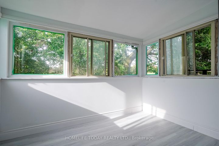Photo 34 at 122 Valdor Drive, Agincourt North, Toronto