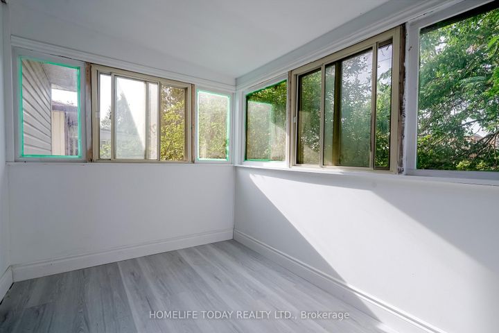 Photo 35 at 122 Valdor Drive, Agincourt North, Toronto