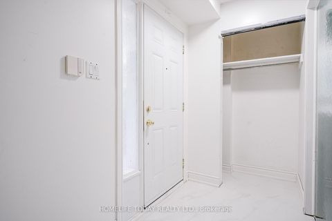 Photo 3 at 122 Valdor Drive, Agincourt North, Toronto