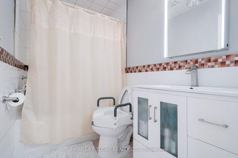 Photo 23 at 122 Valdor Drive, Agincourt North, Toronto