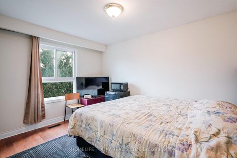 Photo 24 at 122 Valdor Drive, Agincourt North, Toronto