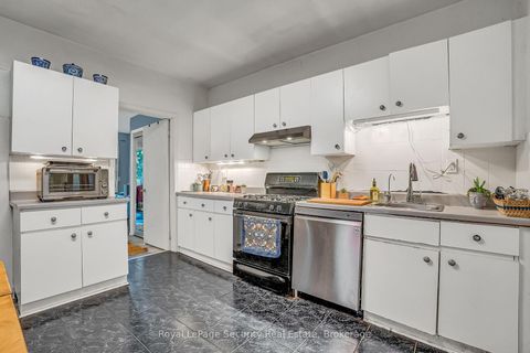 Photo 17 at 14 Morland Road, Bloor West Village, Toronto