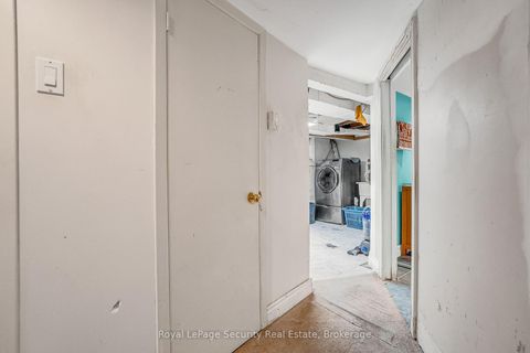 Photo 25 at 14 Morland Road, Bloor West Village, Toronto