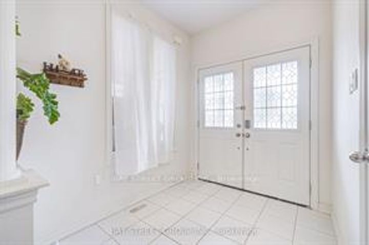Photo 3 at 1804 Grandview Street N, Taunton, Oshawa