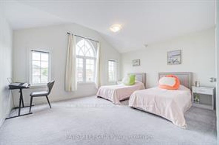 Photo 19 at 1804 Grandview Street N, Taunton, Oshawa