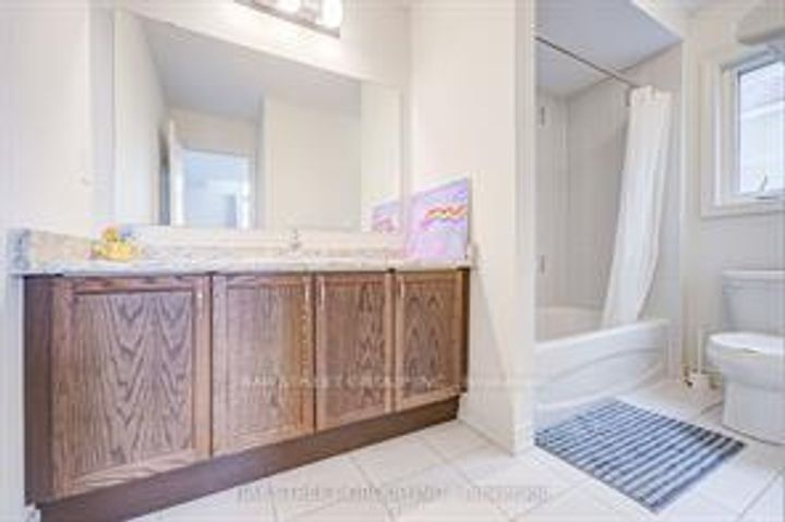 Photo 24 at 1804 Grandview Street N, Taunton, Oshawa