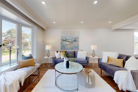 Photo 4 at 162 Lord Roberts Drive, Eglinton East, Toronto