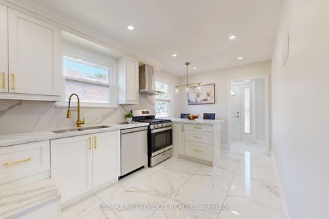 Photo 12 at 162 Lord Roberts Drive, Eglinton East, Toronto