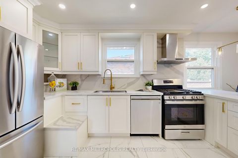 Photo 13 at 162 Lord Roberts Drive, Eglinton East, Toronto