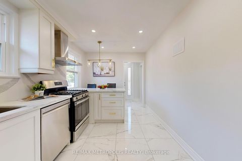 Photo 15 at 162 Lord Roberts Drive, Eglinton East, Toronto