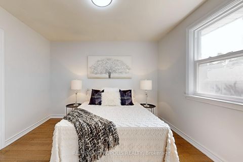 Photo 21 at 162 Lord Roberts Drive, Eglinton East, Toronto