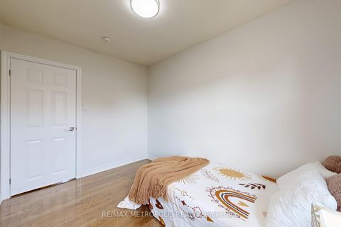 Photo 25 at 162 Lord Roberts Drive, Eglinton East, Toronto