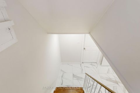 Photo 31 at 162 Lord Roberts Drive, Eglinton East, Toronto