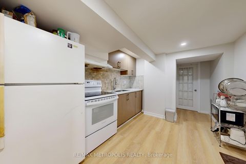 Photo 43 at 162 Lord Roberts Drive, Eglinton East, Toronto
