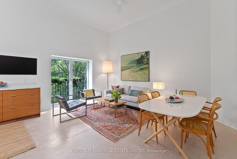 Photo 1 at 8 - 62 Claremont Street, Bellwoods, Toronto