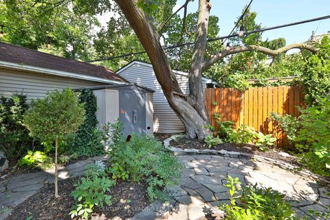 Photo 27 at 39 Ferrier Avenue, Danforth, Toronto