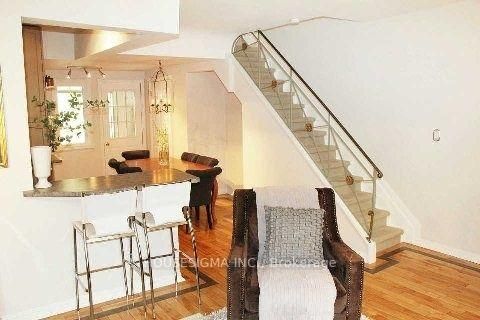 Photo 5 at 184 Bellefair Avenue, The Beaches, Toronto