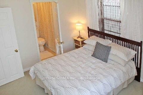 Photo 7 at 184 Bellefair Avenue, The Beaches, Toronto
