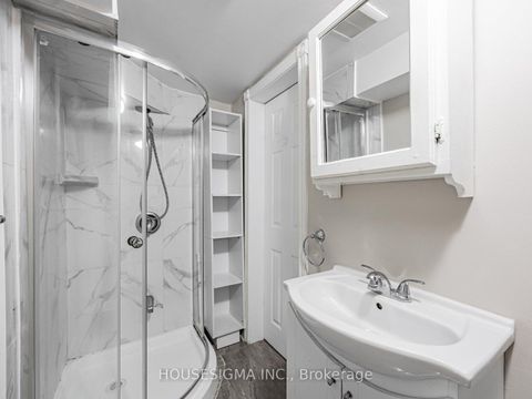 Photo 15 at 184 Bellefair Avenue, The Beaches, Toronto