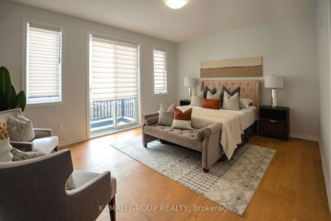 Photo 14 at 51 Ahchie Court, Patterson, Vaughan