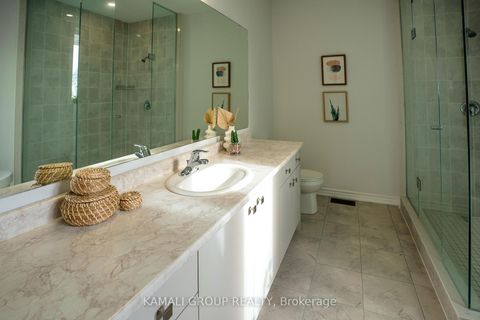 Photo 16 at 51 Ahchie Court, Patterson, Vaughan