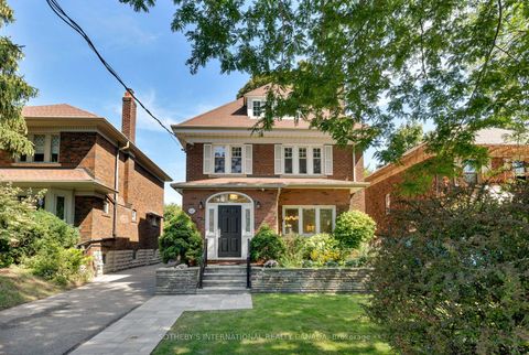Photo 1 at 61 Eastbourne Avenue, Eglinton, Toronto