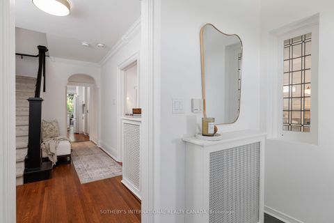 Photo 2 at 61 Eastbourne Avenue, Eglinton, Toronto
