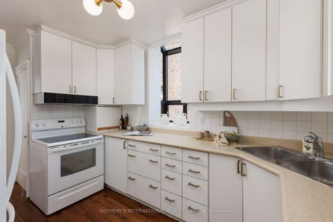 Photo 21 at 61 Eastbourne Avenue, Eglinton, Toronto