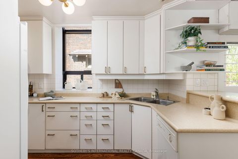Photo 22 at 61 Eastbourne Avenue, Eglinton, Toronto