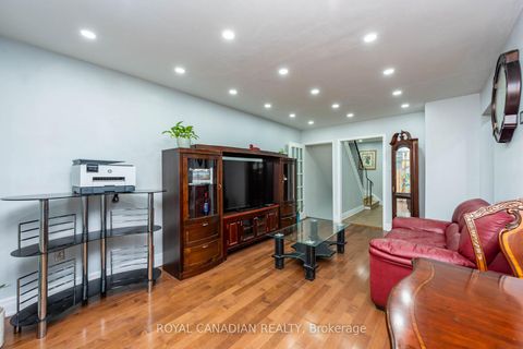 Photo 6 at 116 - 1538 Lancaster Drive, FA Falgarwood, Oakville