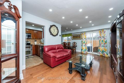 Photo 7 at 116 - 1538 Lancaster Drive, FA Falgarwood, Oakville