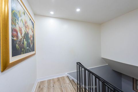 Photo 17 at 116 - 1538 Lancaster Drive, FA Falgarwood, Oakville
