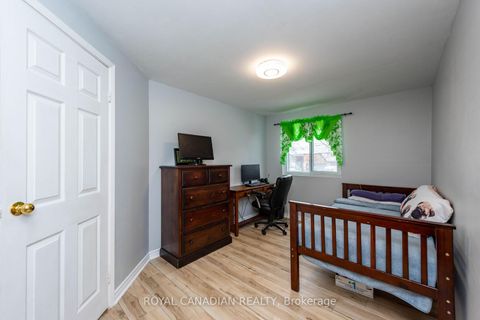 Photo 18 at 116 - 1538 Lancaster Drive, FA Falgarwood, Oakville