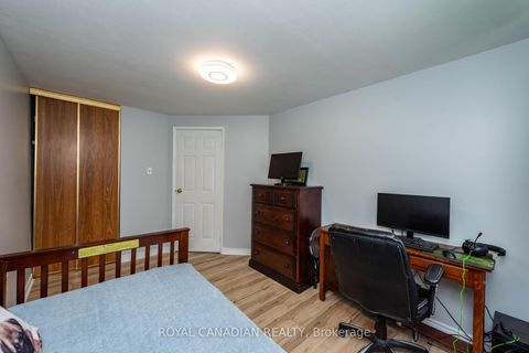 Photo 19 at 116 - 1538 Lancaster Drive, FA Falgarwood, Oakville