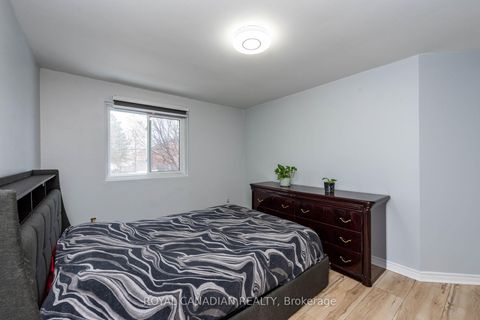 Photo 21 at 116 - 1538 Lancaster Drive, FA Falgarwood, Oakville