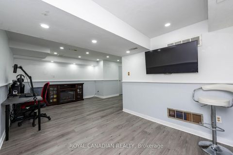 Photo 28 at 116 - 1538 Lancaster Drive, FA Falgarwood, Oakville