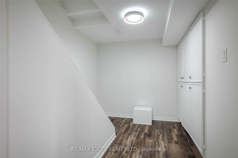 Photo 24 at 22 Weatherup Crescent, West Bayfield, Barrie