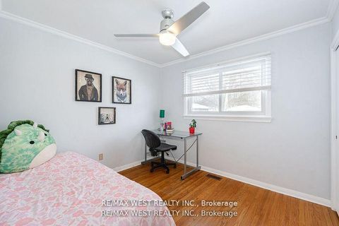 Photo 15 at 105 Shirley Avenue, Sunnidale, Barrie