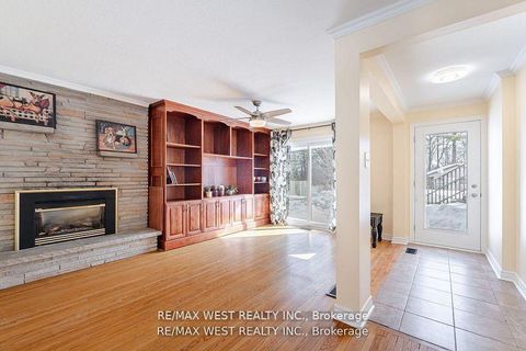 Photo 18 at 105 Shirley Avenue, Sunnidale, Barrie