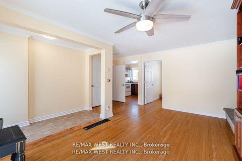 Photo 20 at 105 Shirley Avenue, Sunnidale, Barrie