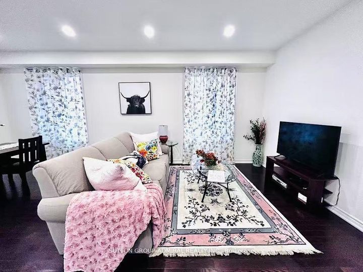 Photo 6 at 81 Livante Court, Victoria Square, Markham