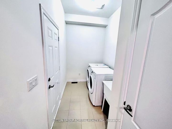 Photo 20 at 81 Livante Court, Victoria Square, Markham